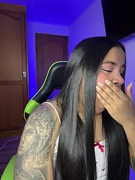 Snapshot of leila_22 chatting on February 8, 2026, 7:45 am leila 22 online show from February 8, 2026, 7:45 am