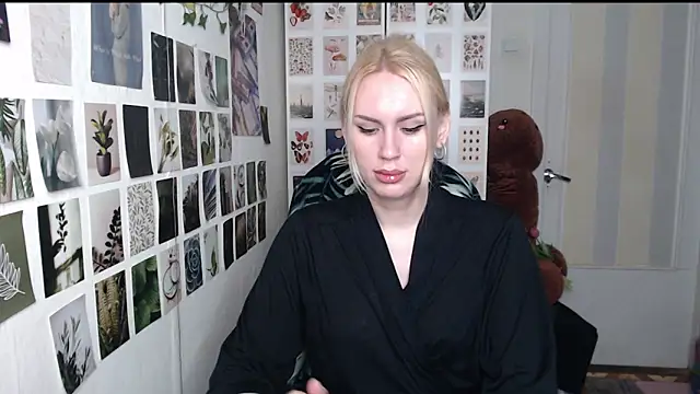 CapriScorpion online show from May 28, 2026, 12:24 pm