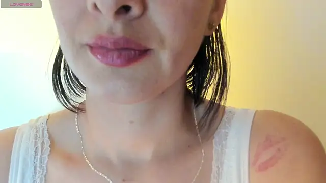 Snapshot of queen_fetish chatting on September 10, 2025, 3:45 pm queen fetish online show from September 10, 2025, 3:45 pm