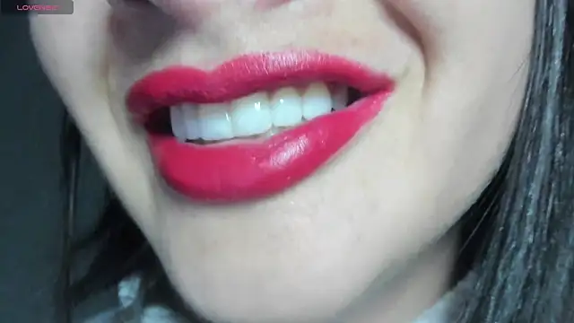 queen fetish online show from January 12, 2026, 10:42 am