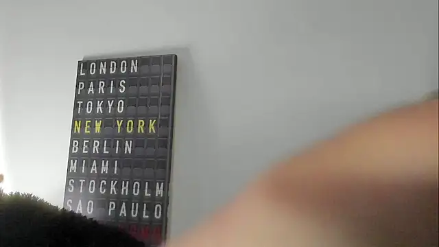 queen fetish online show from February 12, 2026, 4:46 pm