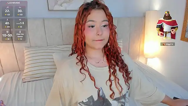 Atenea cuteee online show from April 14, 2026, 2:17 am