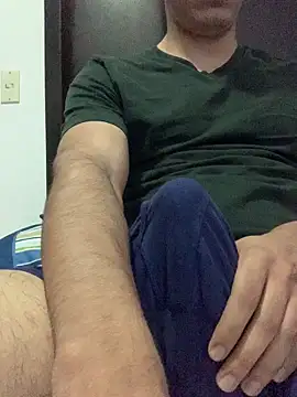 Snapshot of dedooelgrande chatting on November 4, 2025, 11:04 pm dedooelgrande online show from November 4, 2025, 11:04 pm