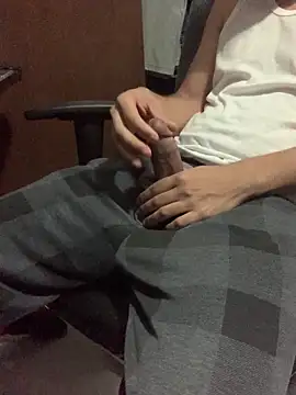 Snapshot of dedooelgrande chatting on November 30, 2025, 8:40 am dedooelgrande online show from November 30, 2025, 8:40 am