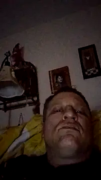 Snapshot of fukurbutt chatting on February 17, 2026, 1:07 pm fukurbutt online show from February 17, 2026, 1:07 pm