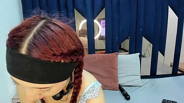 Snapshot of Barbie_girl_69 chatting on January 14, 2025, 1:28 pm Barbie girl 69 online show from January 14, 2025, 1:28 pm