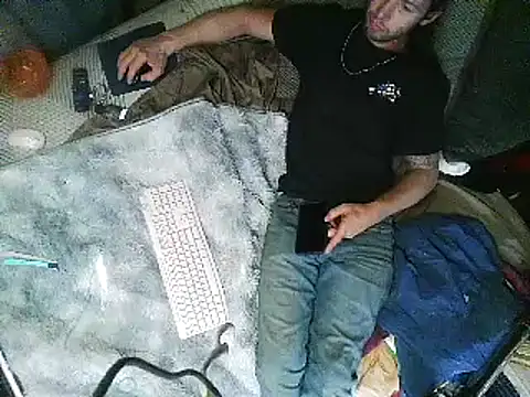 cdressupdiva online show from December 9, 2024, 6:55 am