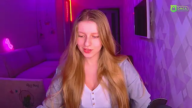 AmaliaQueen online show from December 12, 2024, 2:33 pm