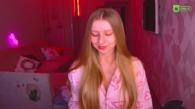 AmaliaQueen online show from January 6, 2025, 1:30 pm