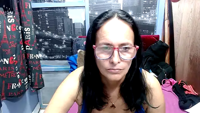 Snapshot of Nastylatinaxxx chatting on January 3, 2025, 3:49 am Nastylatinaxxx online show from January 3, 2025, 3:49 am