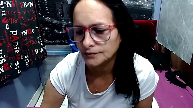 Snapshot of Nastylatinaxxx chatting on January 6, 2025, 12:02 pm Nastylatinaxxx online show from January 6, 2025, 12:02 pm