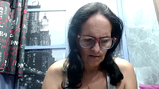 Snapshot of Nastylatinaxxx chatting on March 6, 2025, 10:47 pm Nastylatinaxxx online show from March 6, 2025, 10:47 pm