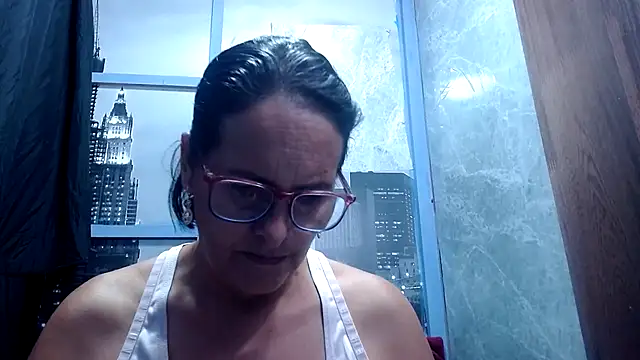 Snapshot of Nastylatinaxxx chatting on October 27, 2025, 11:36 am Nastylatinaxxx online show from October 27, 2025, 11:36 am