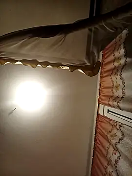 Snapshot of The-Peach-Flexer chatting on November 27, 2025, 9:06 pm The-Peach-Flexer online show from November 27, 2025, 9:06 pm