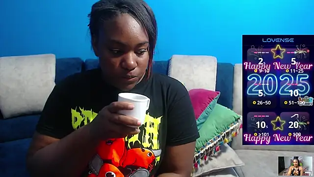 Snapshot of the_pearl199 chatting on January 24, 2025, 6:57 am the pearl199 online show from January 24, 2025, 6:57 am