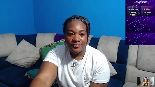 Snapshot of the_pearl199 chatting on February 9, 2025, 6:43 am the pearl199 online show from February 9, 2025, 6:43 am