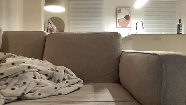 mightgogay online show from February 25, 2025, 10:39 pm