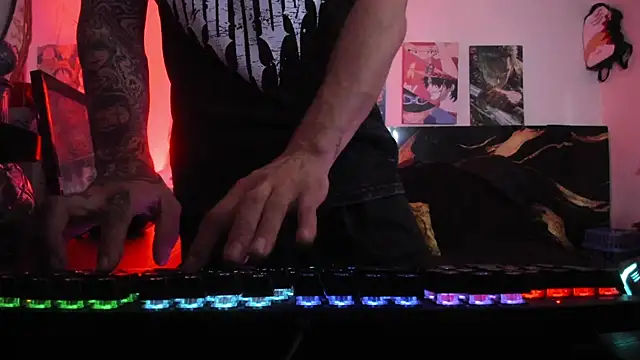 Snapshot of Sisoyalejo420 chatting on December 18, 2025, 5:46 am Sisoyalejo420 online show from December 18, 2025, 5:46 am