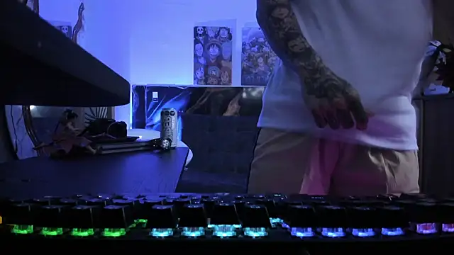 Snapshot of Sisoyalejo420 chatting on January 15, 2026, 12:48 am Sisoyalejo420 online show from January 15, 2026, 12:48 am