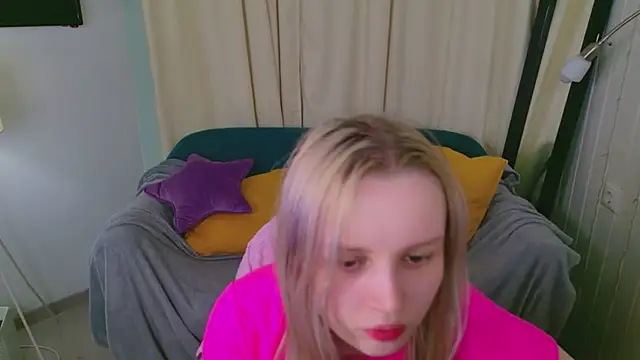 Beatrica Klein online show from March 24, 2026, 3:39 pm