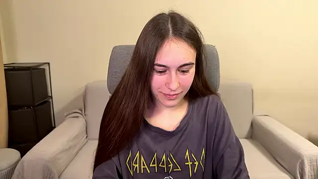 AliceKolltt online show from February 20, 2026, 5:57 pm