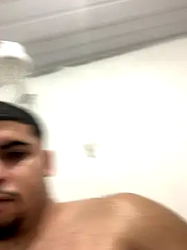 Casal Safado  online show from October 24, 2025, 3:58 am