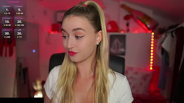 Snapshot of Alexis___Texas chatting on September 12, 2025, 6:41 pm Alexis Texas online show from September 12, 2025, 6:41 pm