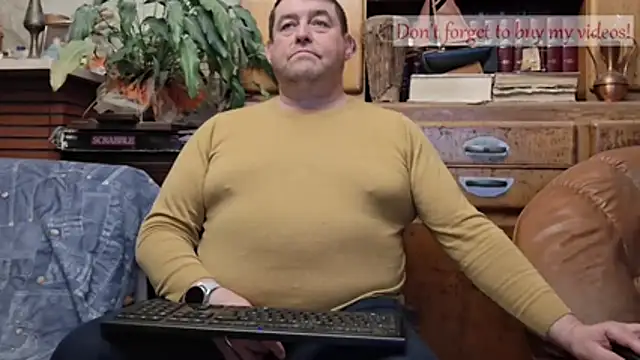 sympatrique online show from November 23, 2025, 4:07 pm