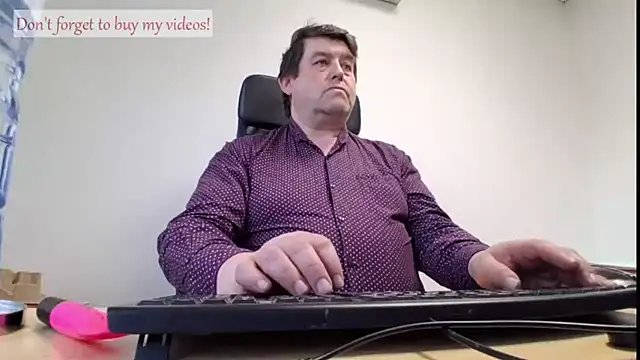 Snapshot of sympatrique chatting on March 6, 2026, 4:47 pm sympatrique online show from March 6, 2026, 4:47 pm