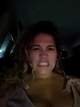 Sara smiiith211 online show from December 6, 2024, 11:57 pm