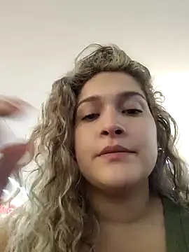 Sara smiiith211 online show from December 27, 2024, 12:07 am