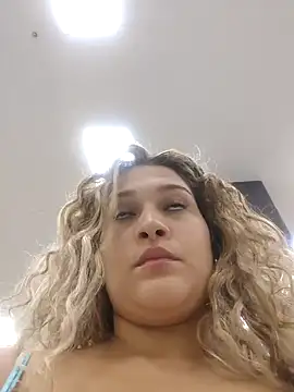 Sara smiiith211 online show from February 12, 2025, 11:30 pm