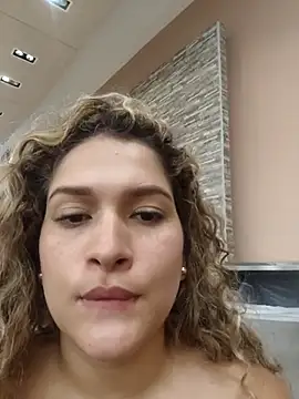 Sara smiiith211 online show from February 16, 2025, 6:54 pm