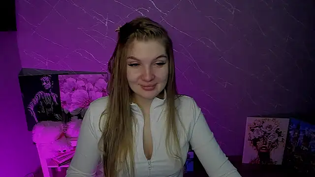 lily williamss online show from May 15, 2026, 11:34 pm