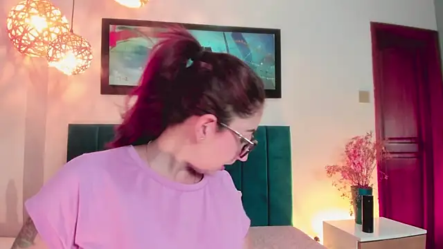 Emilywatsonn online show from November 15, 2025, 8:05 pm