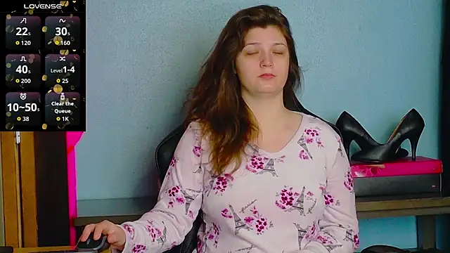 TreeJeanne online show from October 31, 2025, 3:02 pm