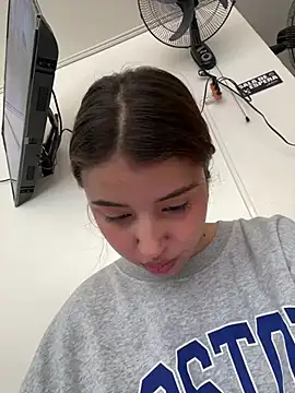 Lia sex69 online show from February 17, 2025, 3:20 pm