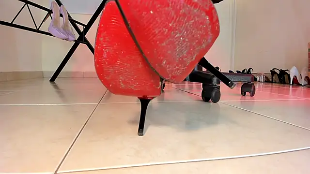 Kimmroggerr online show from February 10, 2025, 8:42 pm