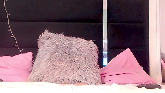 Demyraii online show from December 2, 2025, 3:34 am