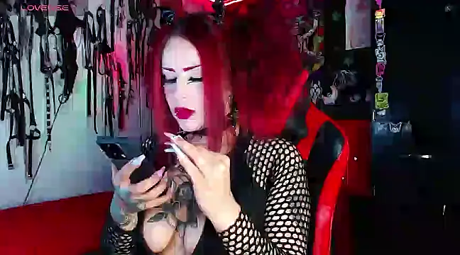 Snapshot of jannaink_ chatting on January 7, 2025, 11:24 pm jannaink online show from January 7, 2025, 11:24 pm