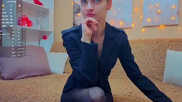 Snapshot of AstoriyaNight chatting on March 6, 2026, 5:04 am AstoriyaNight online show from March 6, 2026, 5:04 am