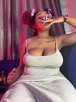 Cherrytowild online show from July 4, 2026, 1:28 pm
