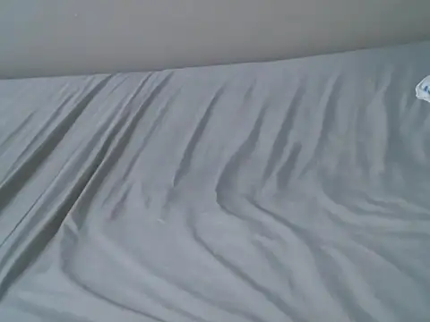 femaqueen online show from December 22, 2025, 8:11 am