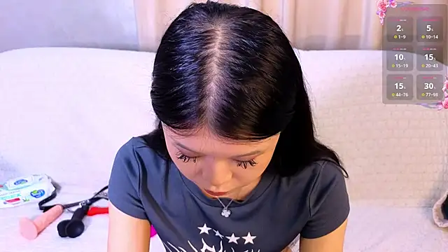 Tina Kim  online show from April 8, 2026, 9:31 am