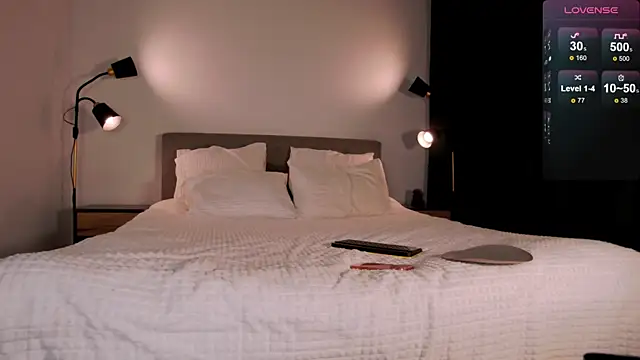 Snapshot of WOW-PeaCH-Girl chatting on January 14, 2026, 2:06 am WOW-PeaCH-Girl online show from January 14, 2026, 2:06 am