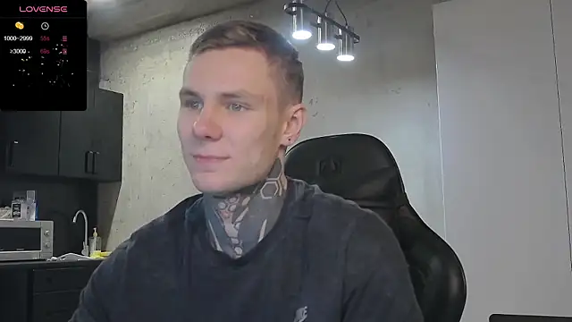 Lechery boy online show from December 22, 2024, 1:11 pm