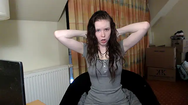 Snapshot of Princess-Lilly chatting on January 21, 2025, 3:04 am Princess-Lilly online show from January 21, 2025, 3:04 am