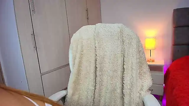 MariianaGomez online show from March 7, 2025, 6:00 pm