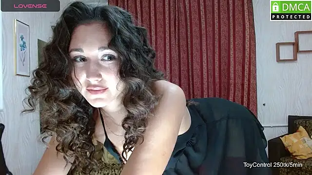 Snapshot of Linda_Ernestine chatting on November 15, 2025, 7:10 pm Linda Ernestine online show from November 15, 2025, 7:10 pm