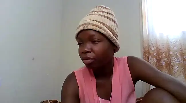 hunnybee007 online show from March 16, 2025, 7:15 am